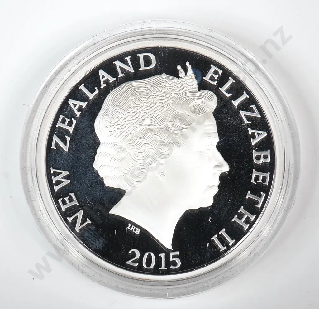 Uncased 2015 New Zealand Proof One Ounce Silver Coin  Image 1++