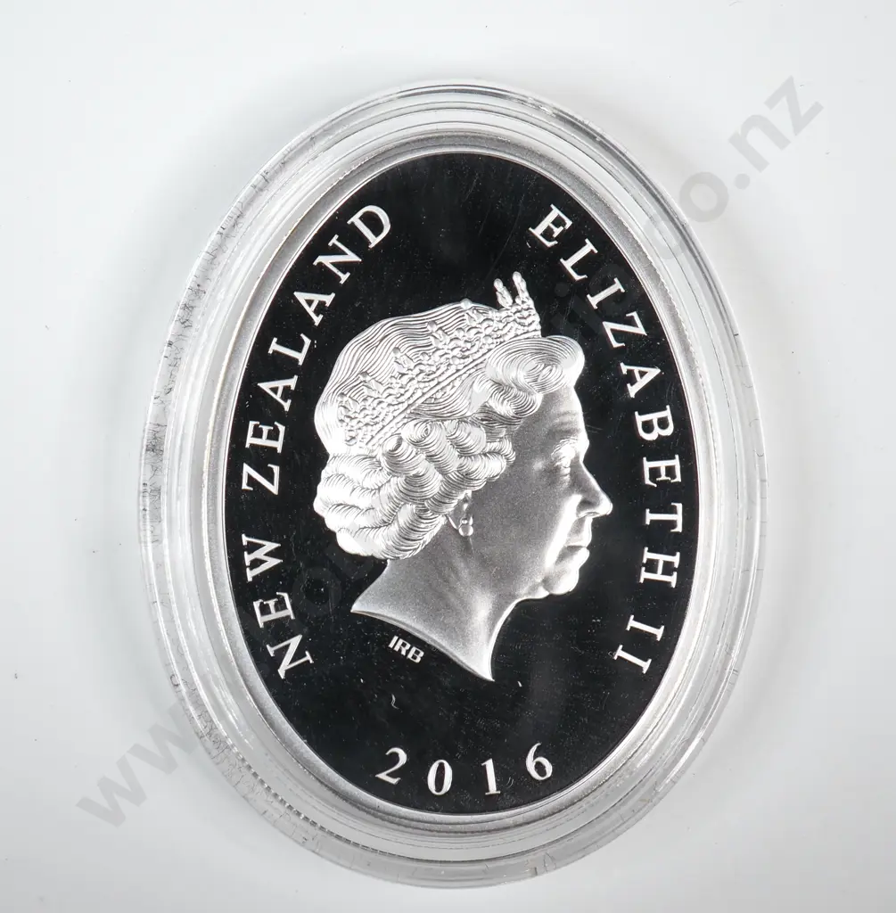 Uncased 2016 New Zealand Proof One Ounce Silver Coin  Image 1++