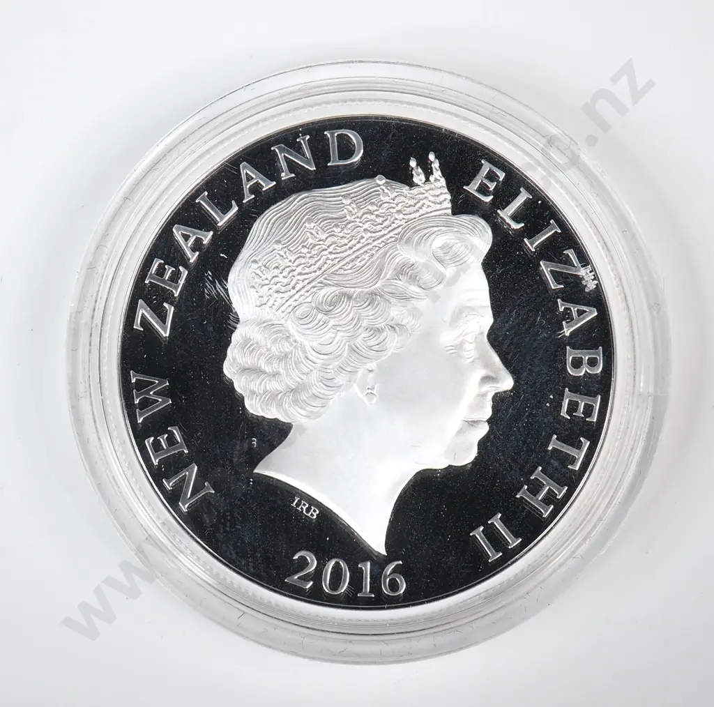 Uncased 2016 New Zealand Proof One Ounce Silver Coin  Image 1++