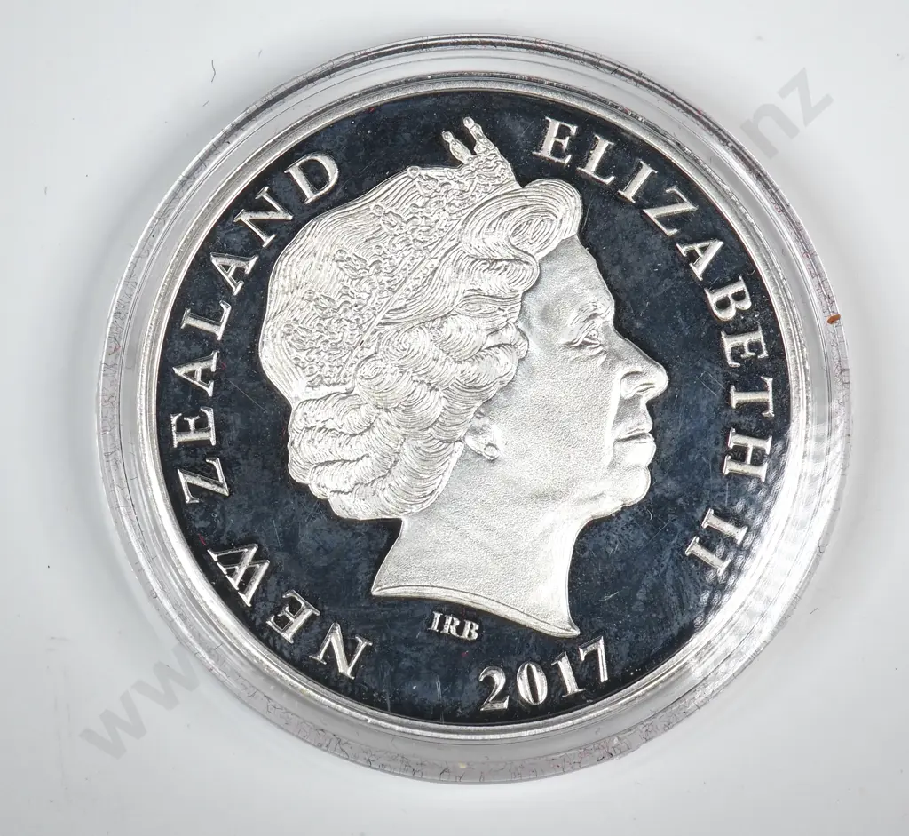 Uncased 2017 New Zealand Proof One Ounce Silver Coin  Image 1++