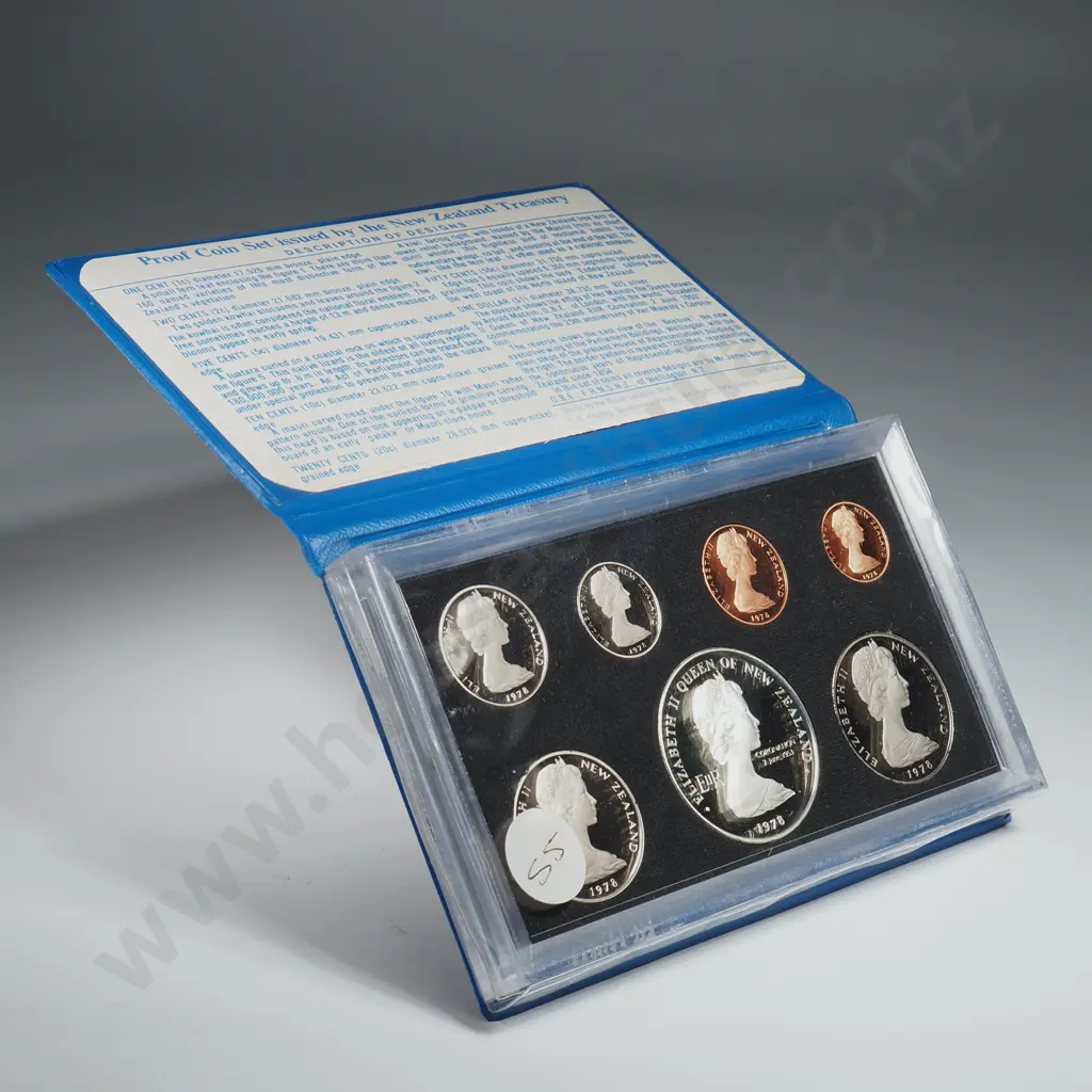 New Zealand Proof Coin Set w Silver One Dollar Coin  Image 1++