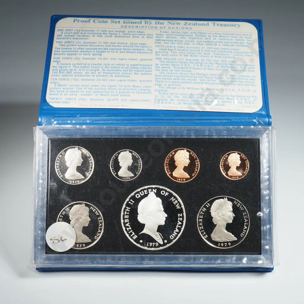 New Zealand Proof Coin Set w Silver One Dollar Coin Image 1++