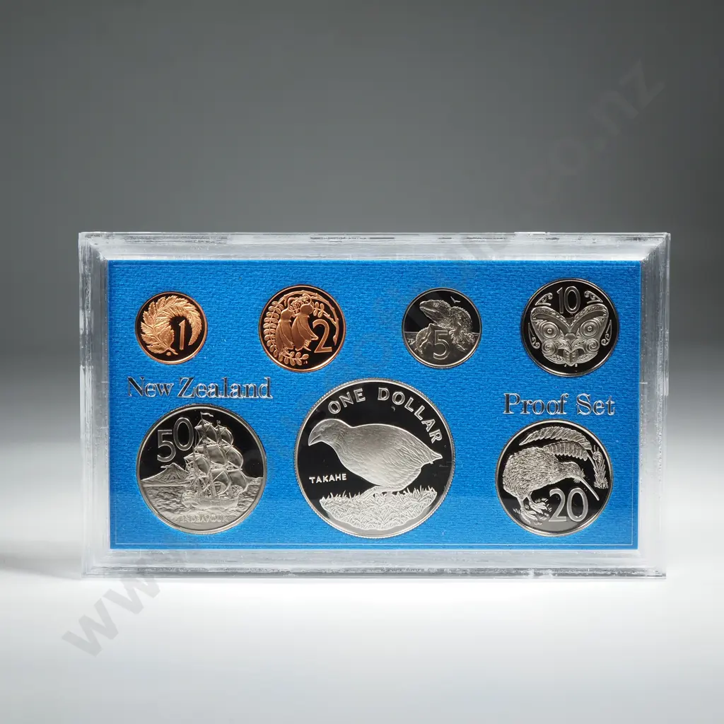 New Zealand Proof Coin Set w Silver One Dollar Coin Image 1++