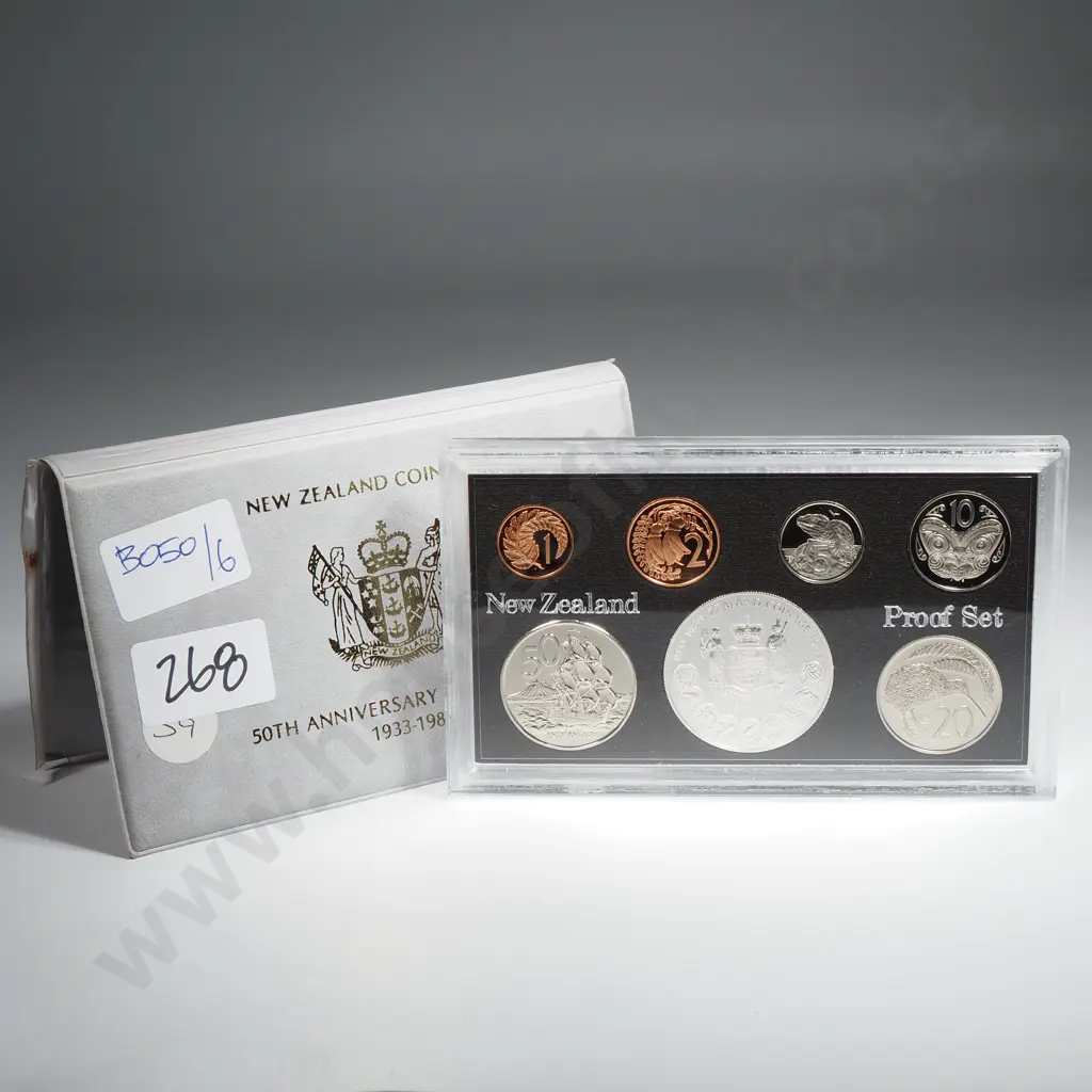 New Zealand Proof Coin Set w Silver One Dollar Coin  Image 1++