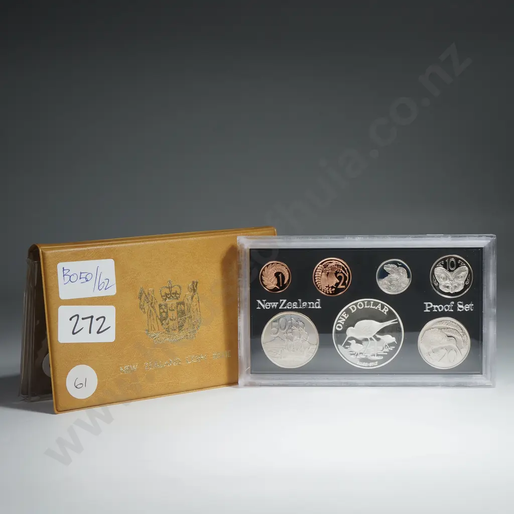 New Zealand Proof Coin Set w Silver One Dollar Coin Image 1++