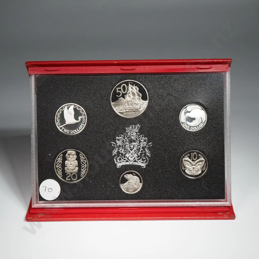 1990 New Zealand Proof Coin Set w Silver Dollar  Image 1++