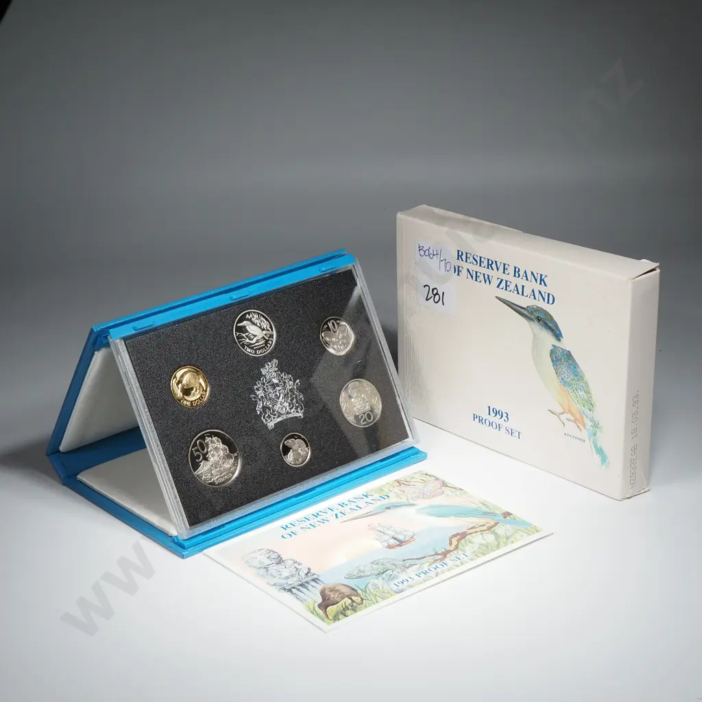 1993 New Zealand Proof Coin Set w Silver Coin  Image 1++