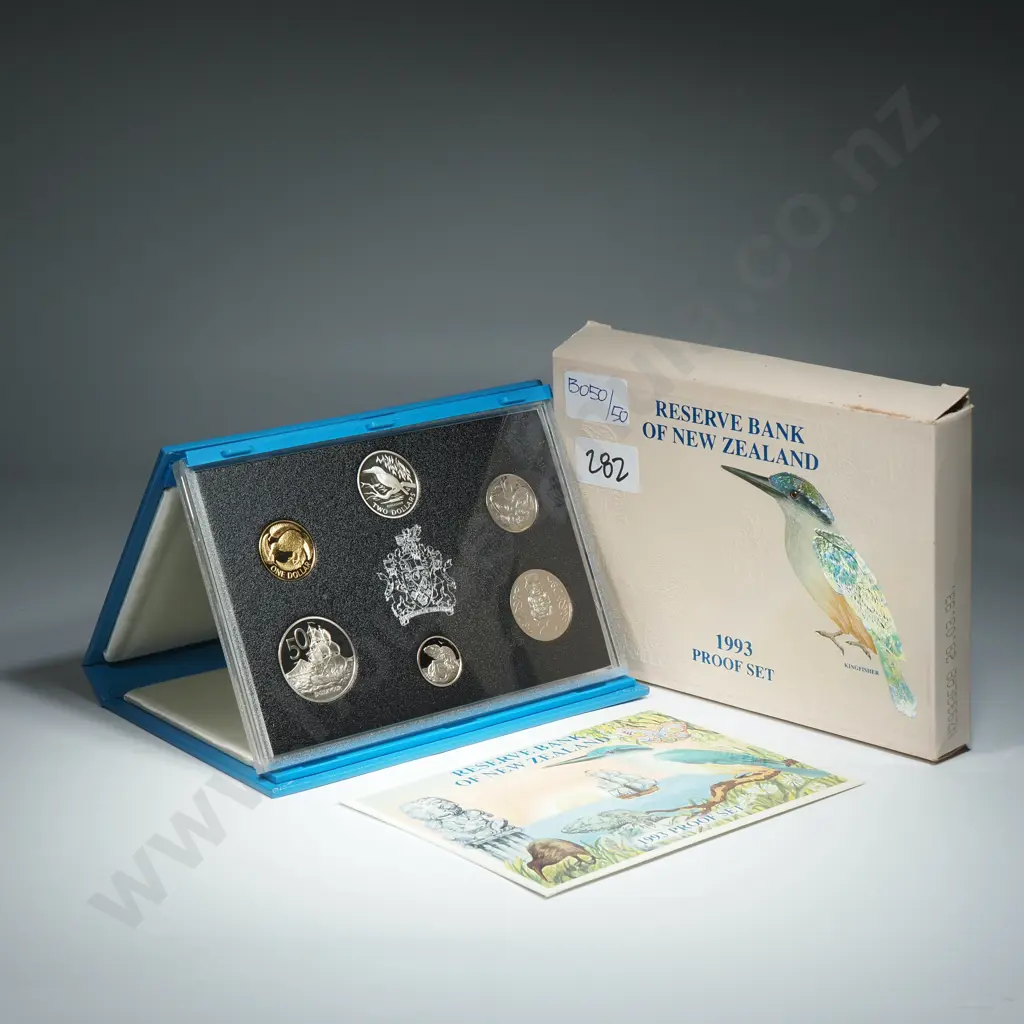 1993 New Zealand Proof Coin Set w Silver Dollar  Image 1++