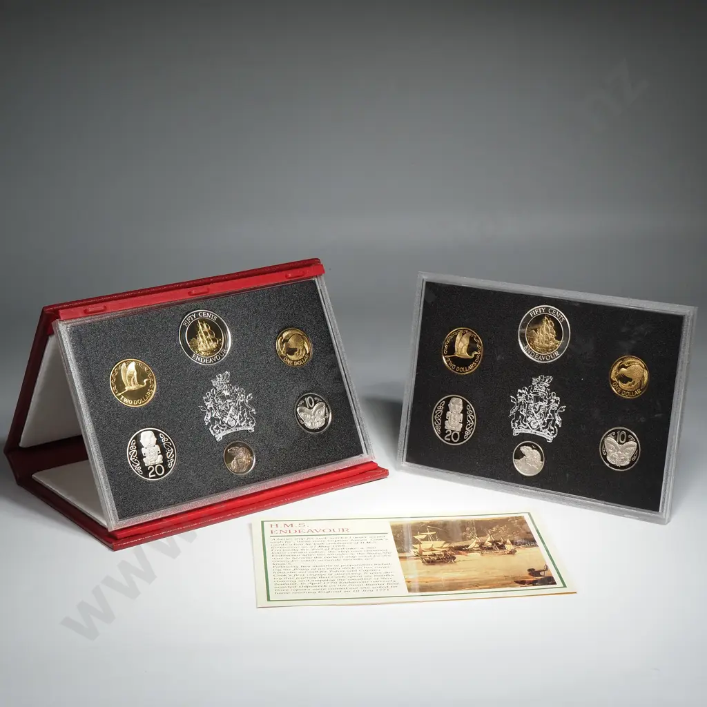 1994 New Zealand Proof Coin Set w Silver Bimetal Coin  Image 1++