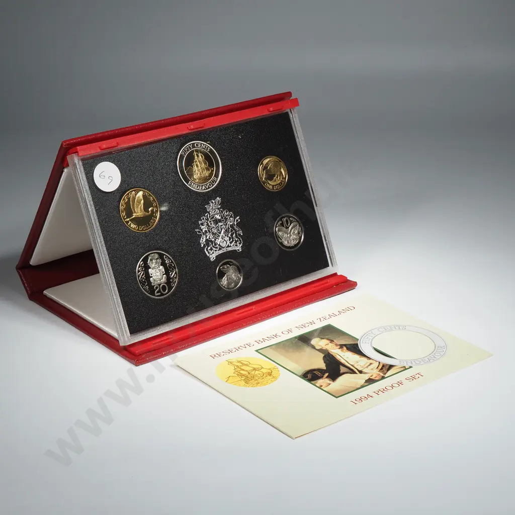 1994 New Zealand Proof Coin Set w Silver Dollar  Image 1++