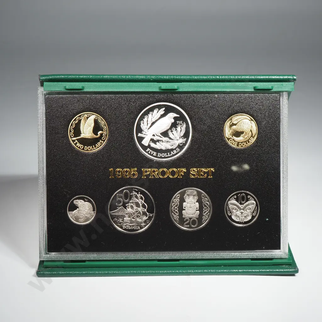 1995 New Zealand Proof Coin Set w Silver Coin  Image 1++