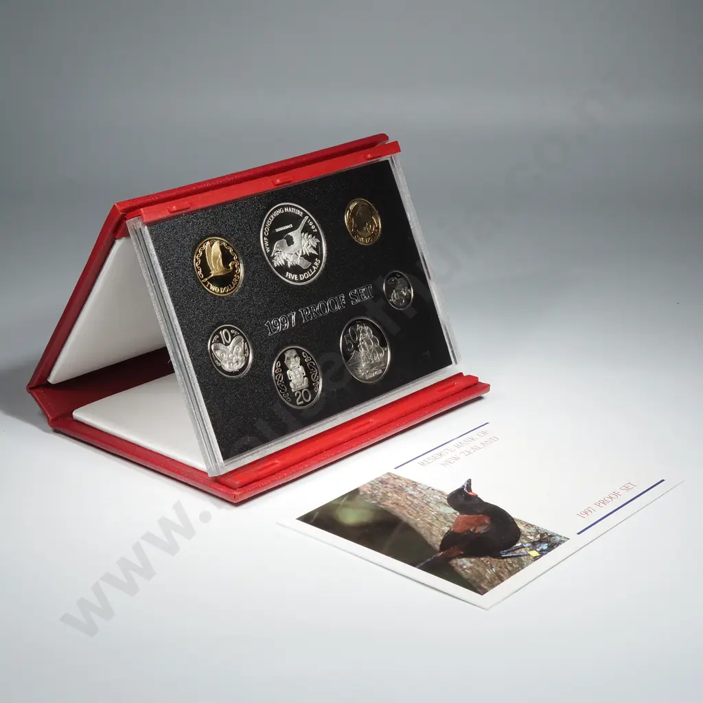 1997 New Zealand Proof Coin Set w Silver Coin  Image 1++