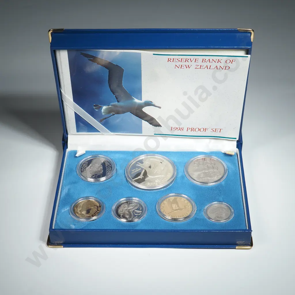 1998 New Zealand Proof Coin Set w Silver Five Dollar Coin Image 1++