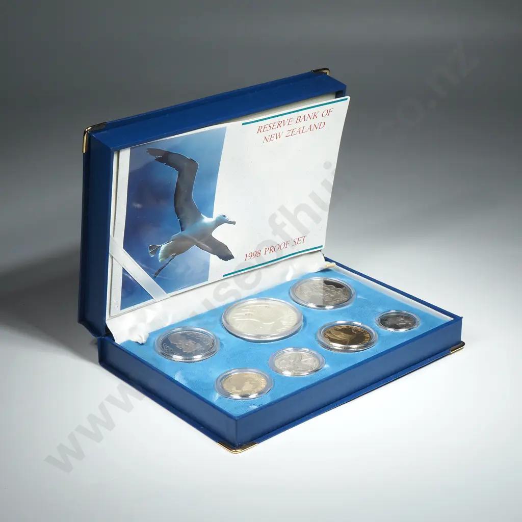 1998 New Zealand Proof Coin Set w Silver Five Dollar Coin Image 1++
