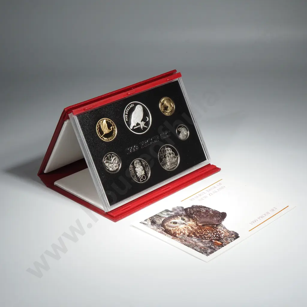 1999 New Zealand Proof Coin Set w Silver Coin  Image 1++