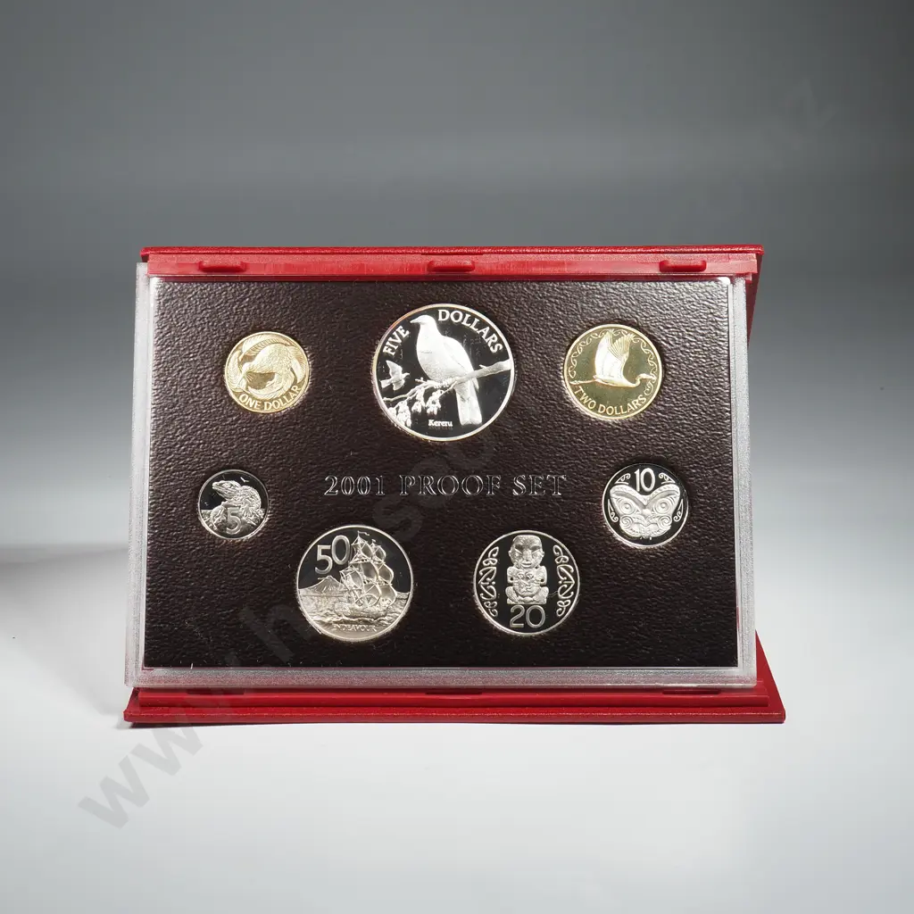 2001 New Zealand Proof Coin Set w Silver Coin  Image 1++