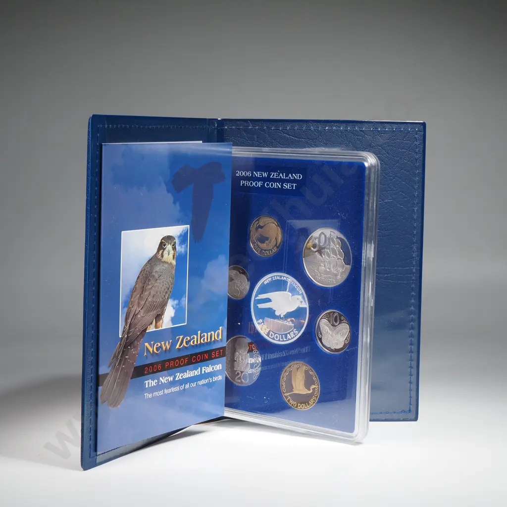 2006 New Zealand Proof Coin Set w Silver Coin  Image 1++