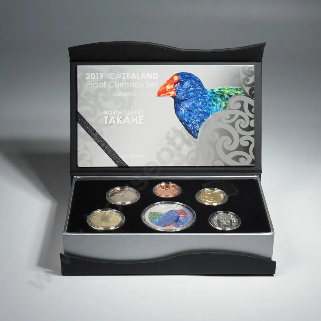 2019 New Zealand Proof Currency Coin Set w Proof Silver Ounce Coin  Image 1++