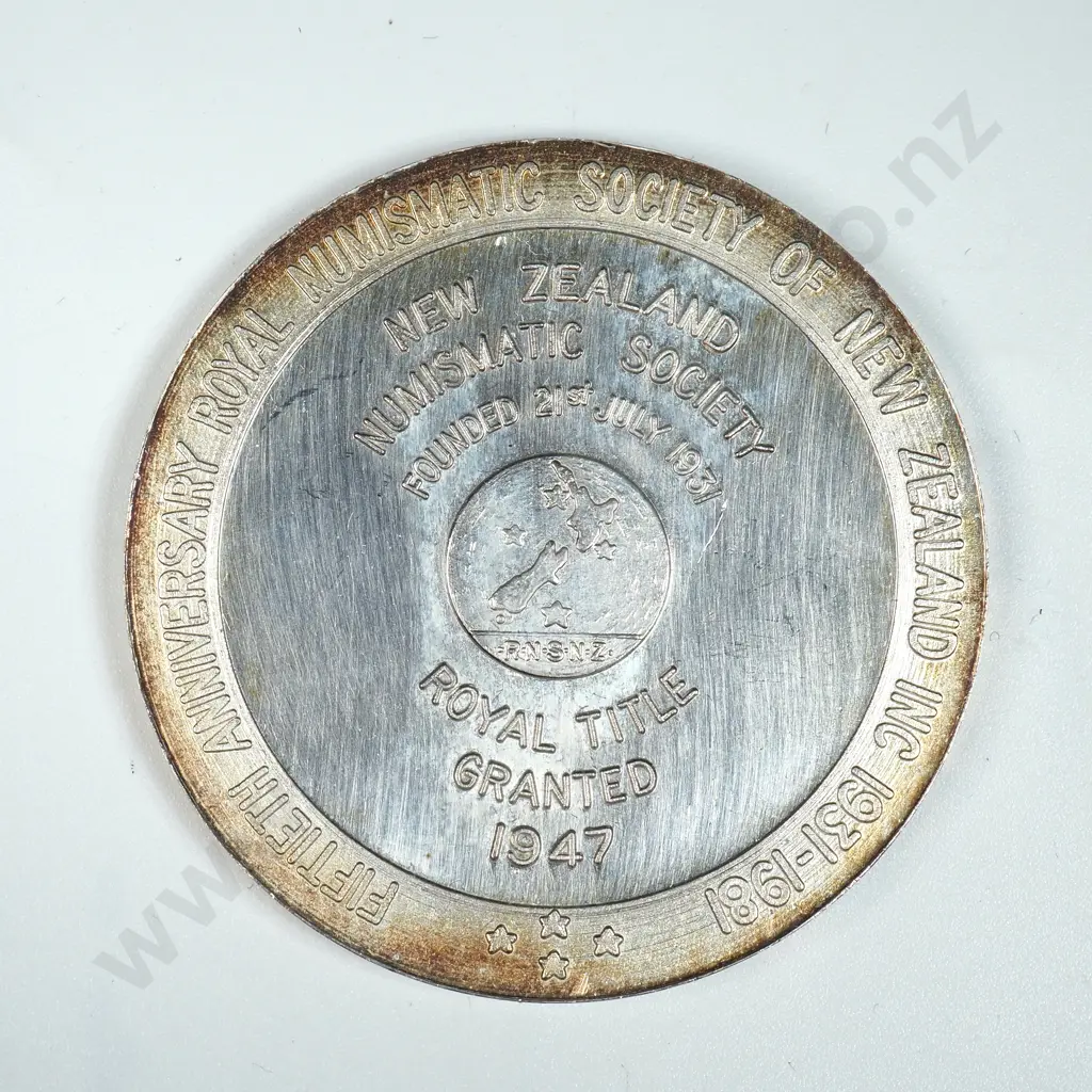 1981 RNSNZ 50th Jubilee Silver Coin  Image 1++