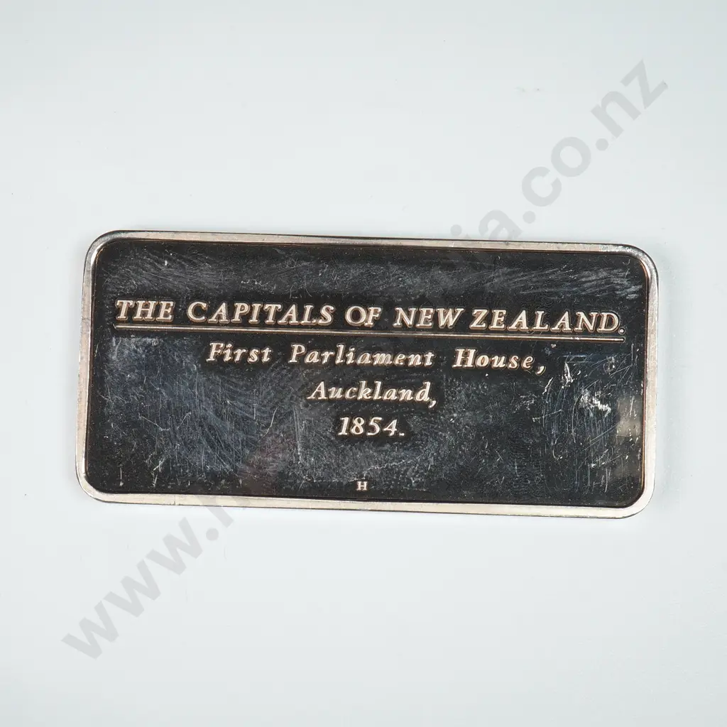 Capitals of New Zealand Sterling Silver One Ounce Bar Image 1++