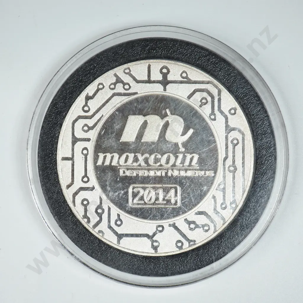 2014 One Ounce Silver Maxcoin Round Image 1++
