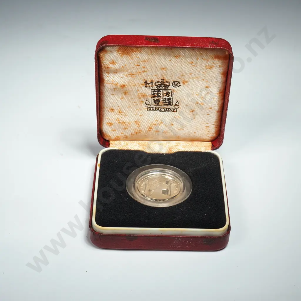 1983 United Kingdom Proof Silver One Pound  Image 1++