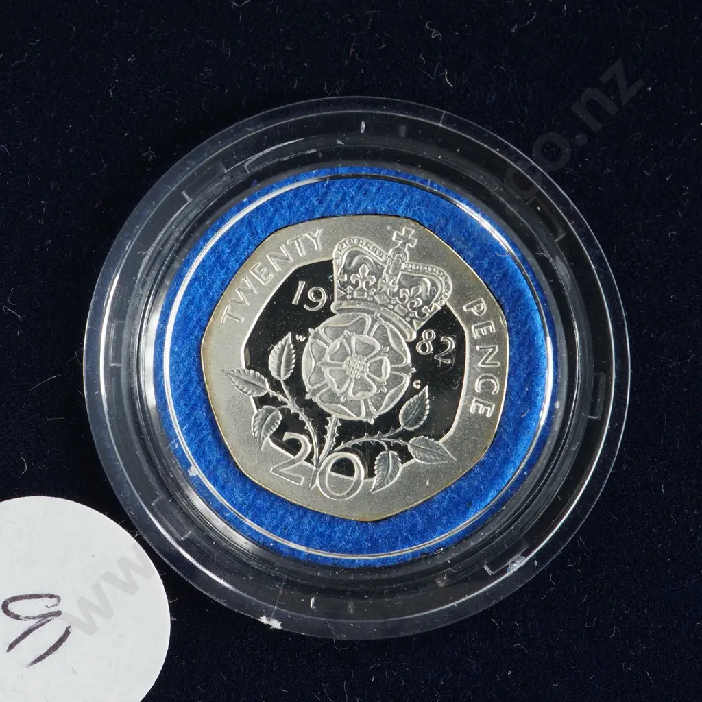 1982 United Kingdom Sterling Silver Proof Coin Image 1++