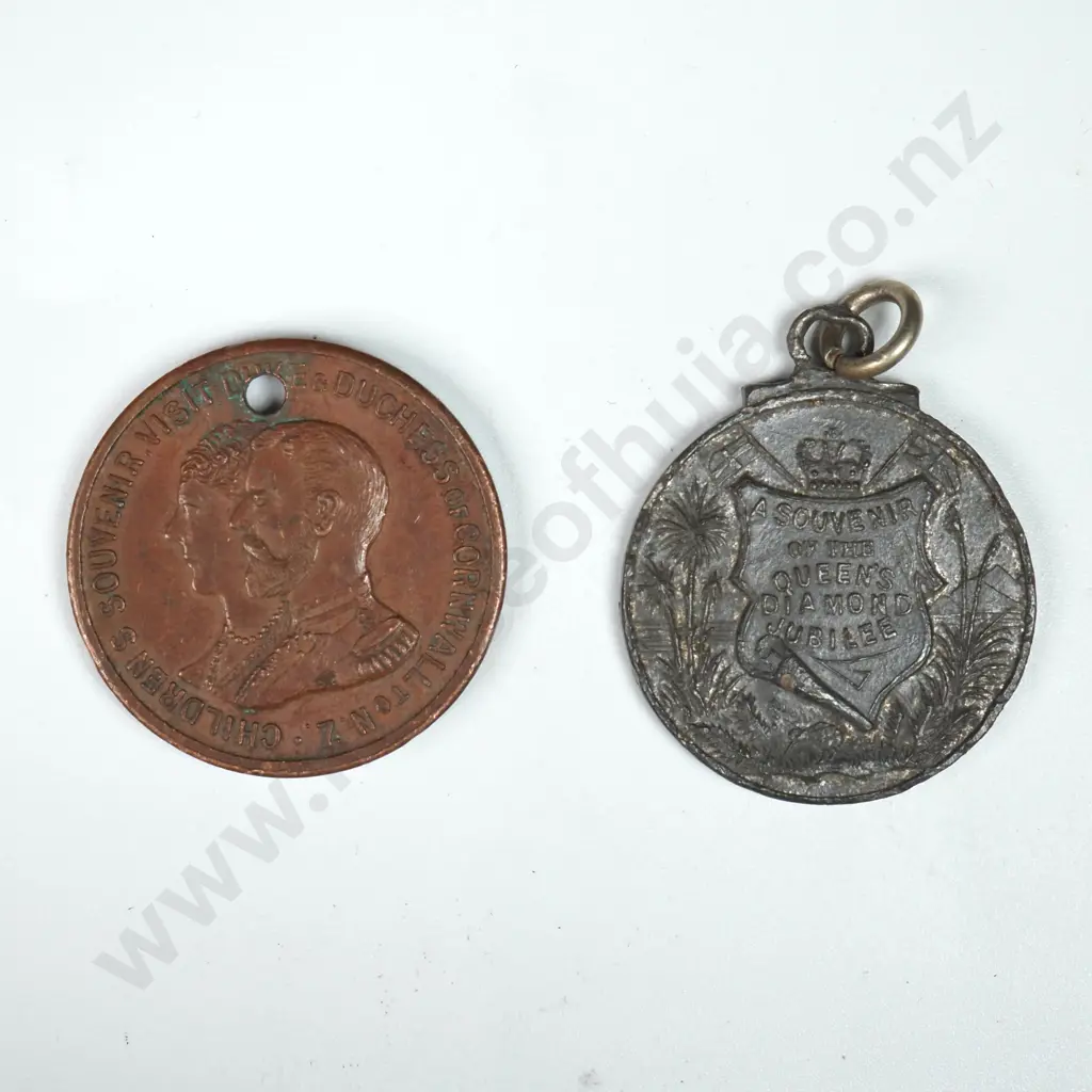 Two New Zealand Commemorative Tokens  Image 1++