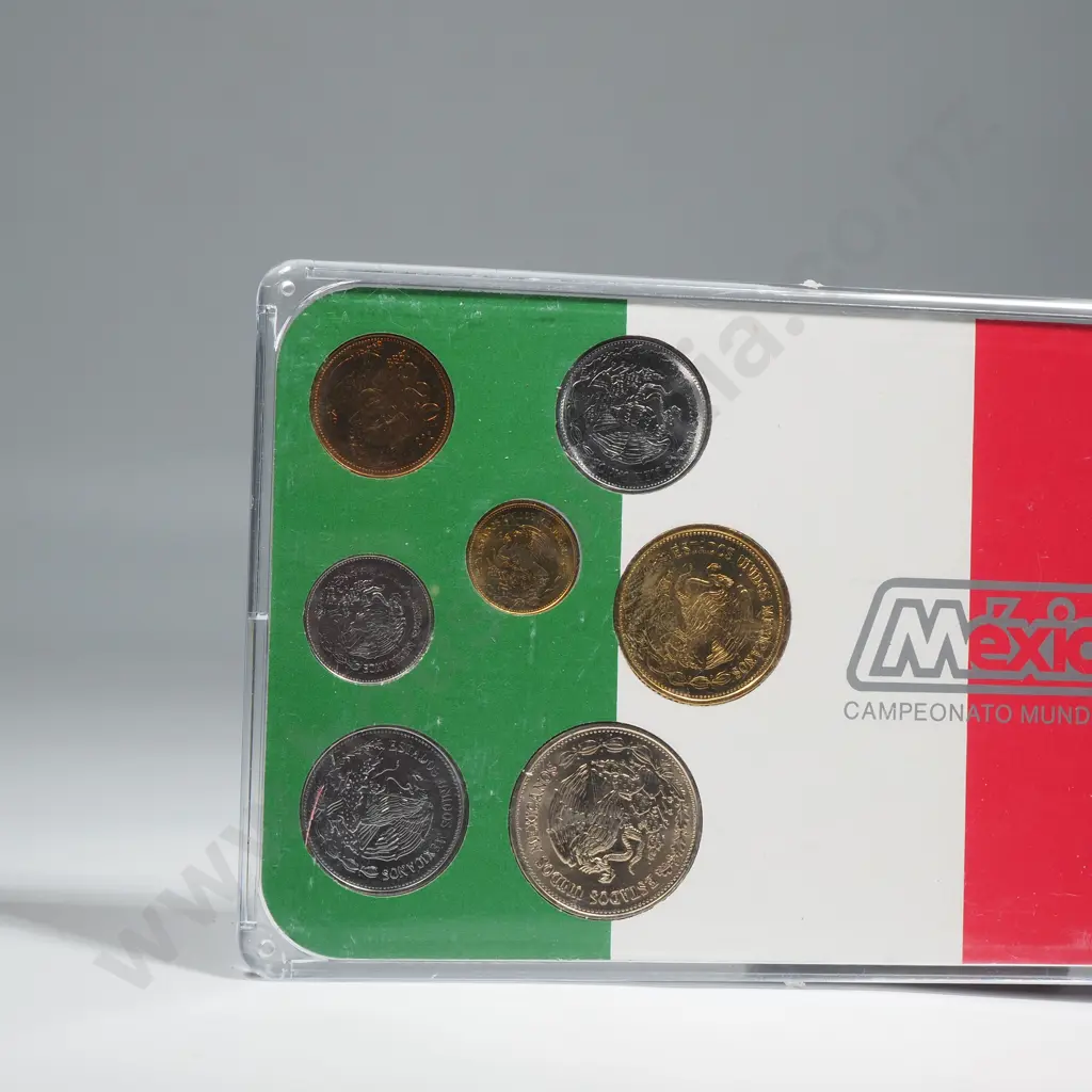 1986 Mexcio Football Coin Set  Image 1++