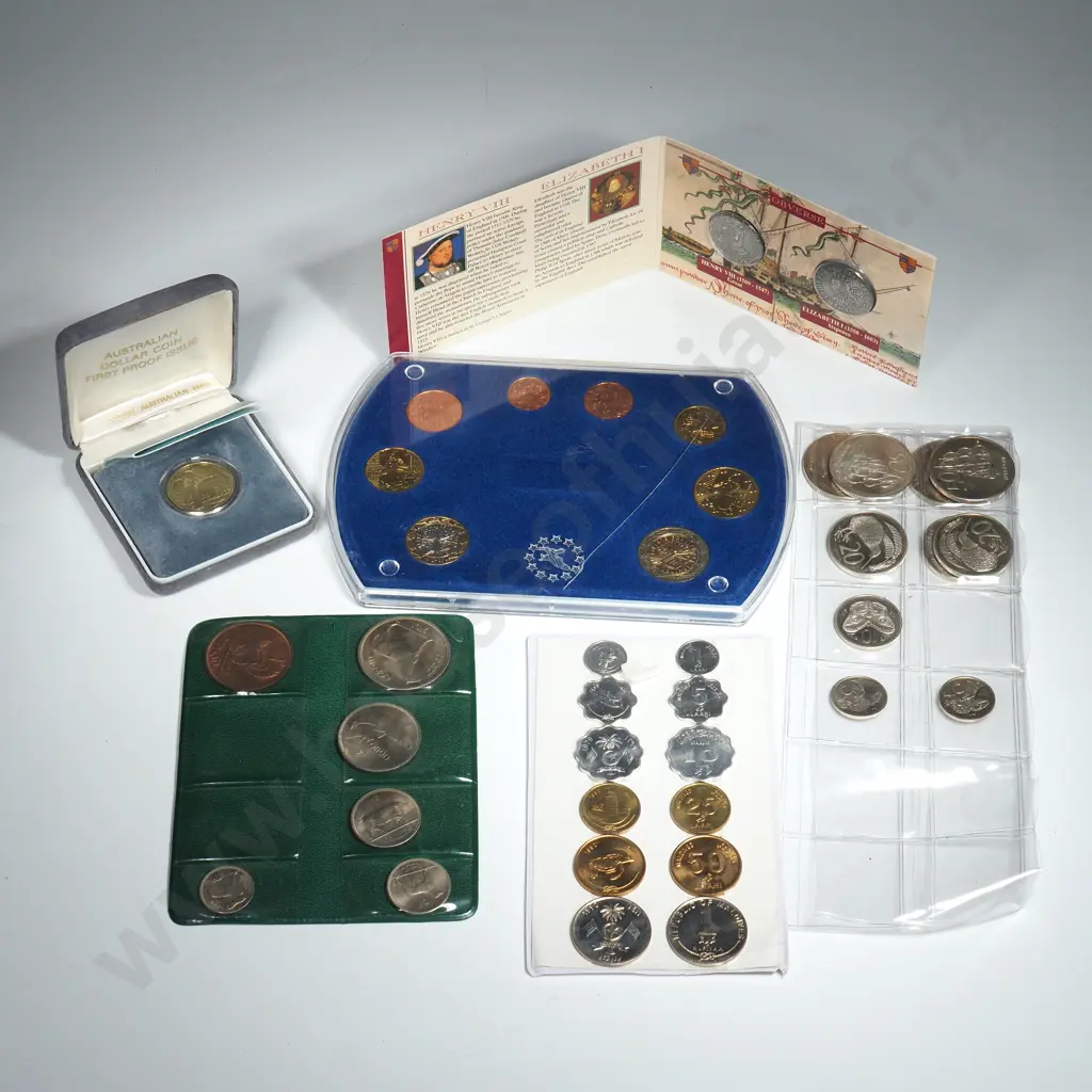 Assorted UNC coin Sets Image 1++