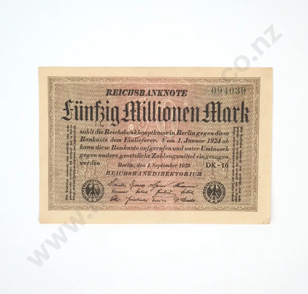 1923 German 50 Million Mark Banknote - AUNC Image 1++