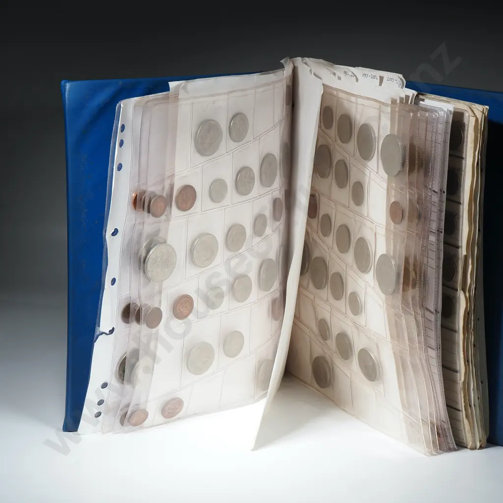 Four Albums of Coins - Large Selection of Mainly New Zealand & World Coins Image 1++