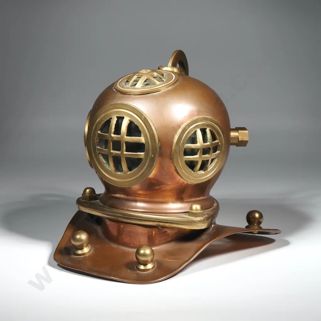 Decorative Copper & Brass Diving Helmet Image 1++