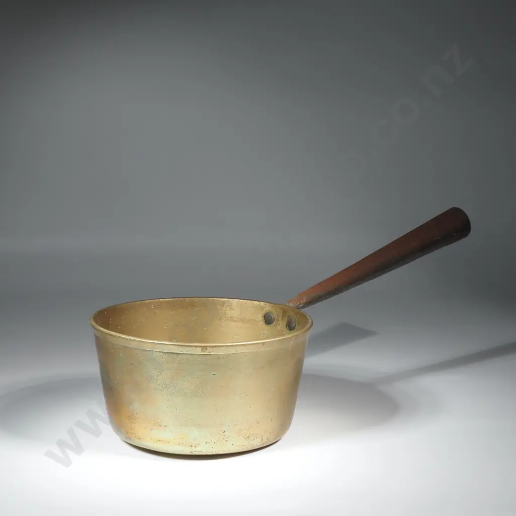 Early 19th-Century Large Brass Cooking Pot Saucepan w Wrought Iron Handle Image 1++