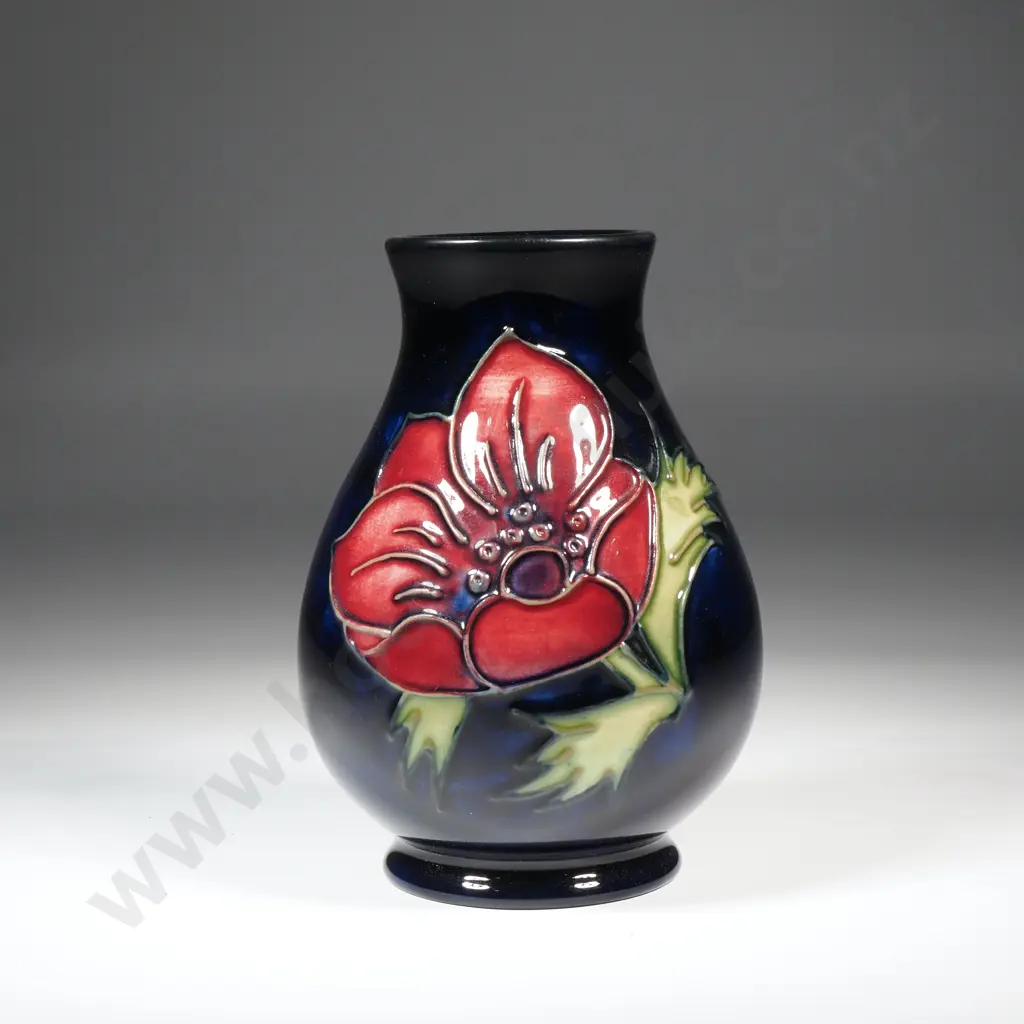 Small Moorcroft Vase in Anemone Pattern Image 1++