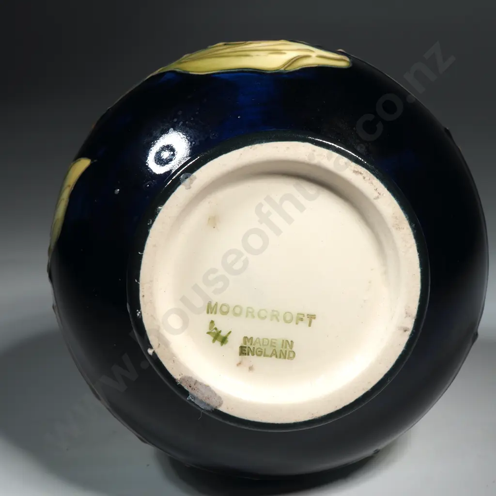 Moorcroft Pottery Vase Decorated in Magnolia Pattern on Blue Ground Image 1++
