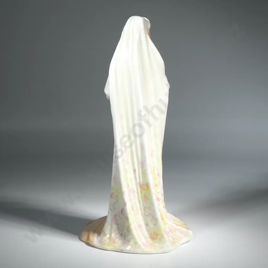 Vintage Royal Doulton Figure "The Bride" Image 1++