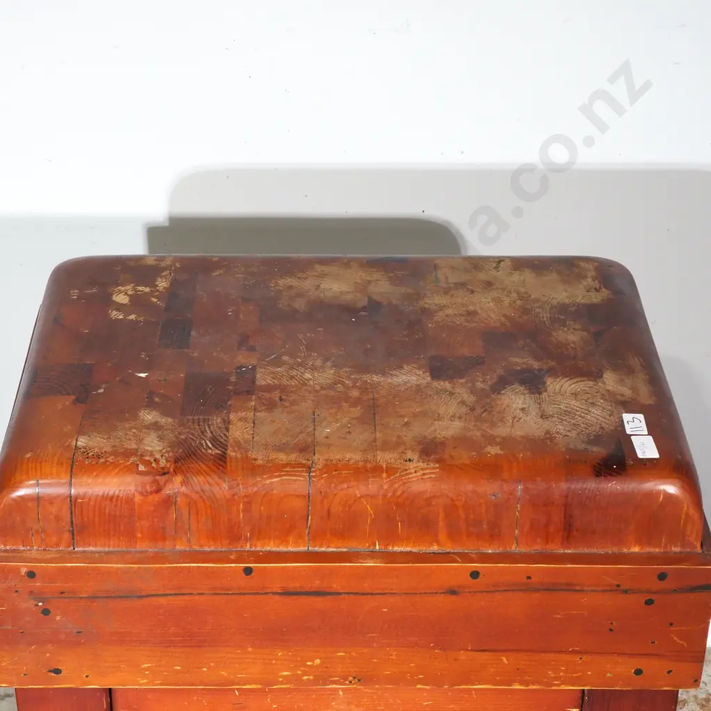 Solid Timber Marquetry Butcher's Block on Four Legs w Undershelf Image 1++