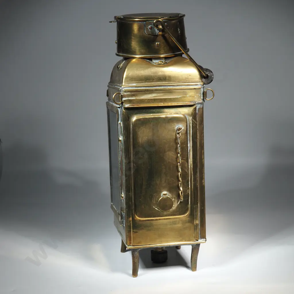 Antique Brass Nautical Ship's Lantern - T Griffiths & Sons - Birm 1912 Image 1++