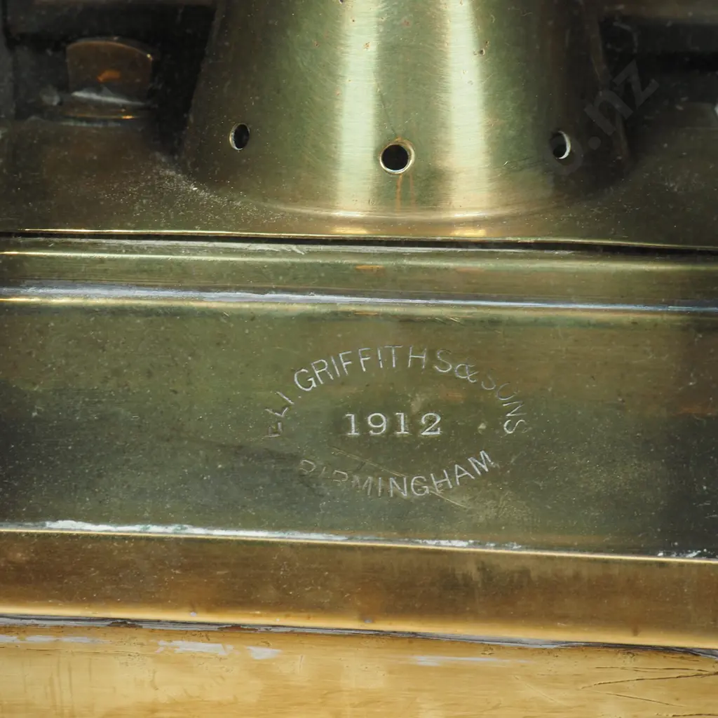 Antique Brass Nautical Ship's Lantern - T Griffiths & Sons - Birm 1912 Image 1++