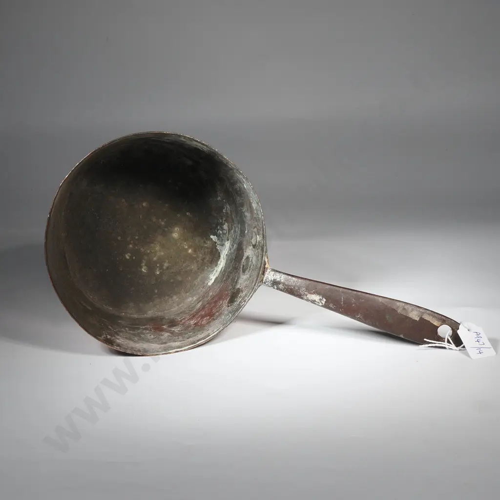 Antique Copper Saucepan w a Tin Lining & a Metal Handle Image 1++