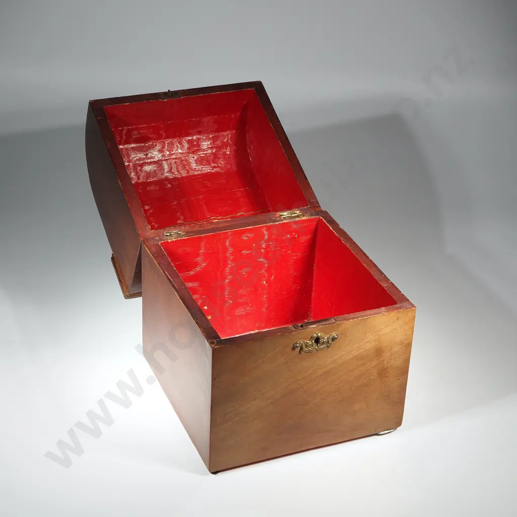 Victorian Walnut Bull Nosed Stationary Box Image 1++