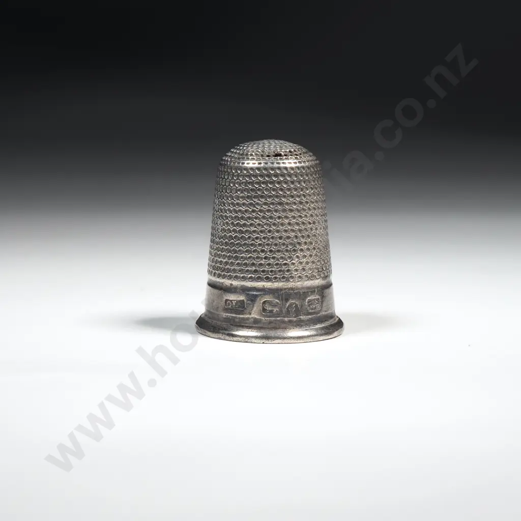 Sterling Silver Thimble w Allover Dimpled Pattern - Birm1905 Image 1++