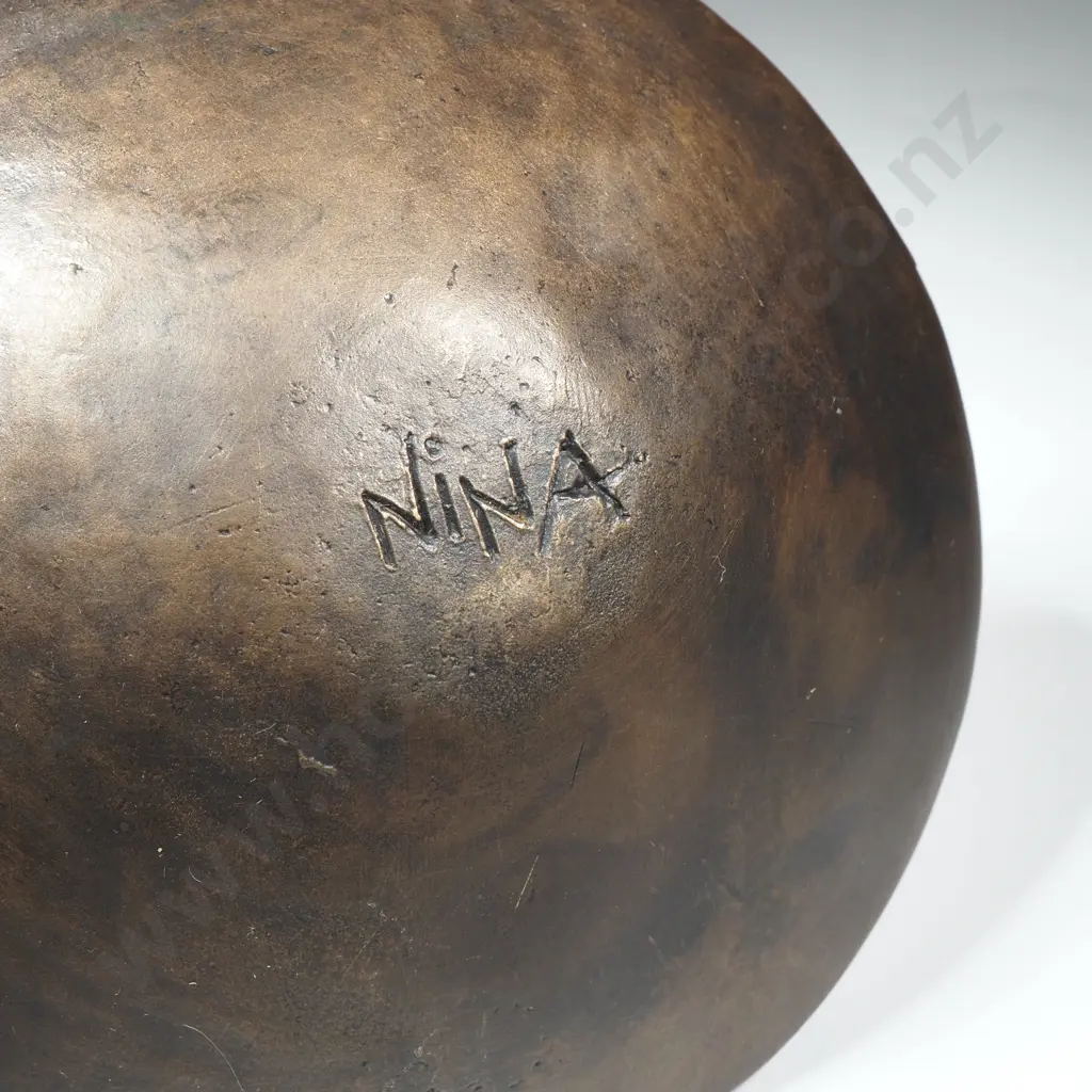 Small Sculptural Bronze - Signed 'NINA' Image 1++