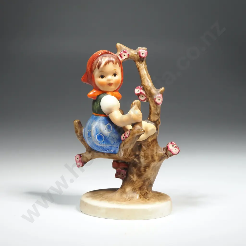 Goebel Hummel "Apple Tree Girl" Figurine Image 1++