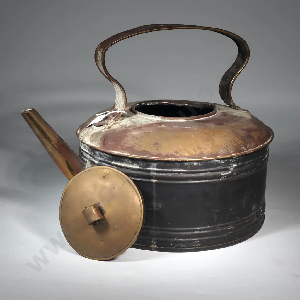 Large Antique Brass Tea Kettle w Lid  & Strap Handle  Image 1++