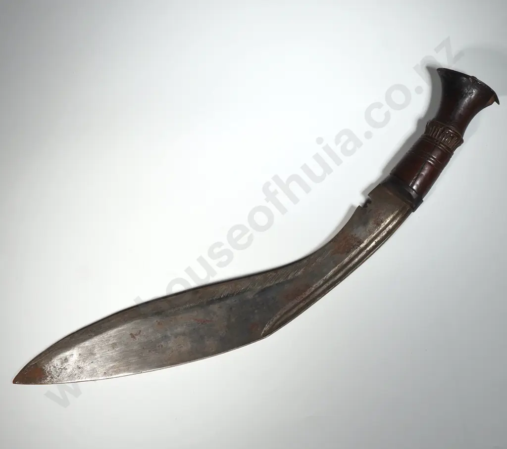 Vintage Tourist Kukhri in Leather Scabbard Image 1++