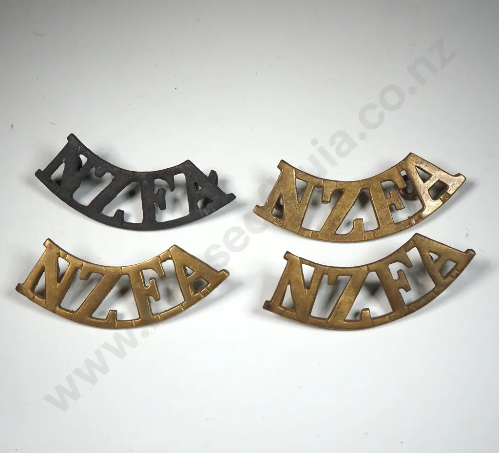 Four WW1 New Zealand RFA Shoulder Titles  Image 1++