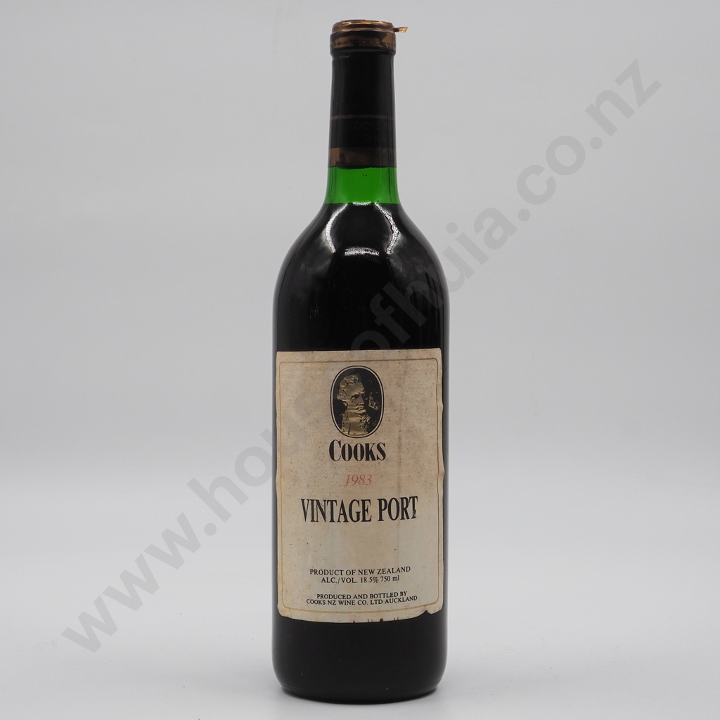 Cooks Vintage Port 1983 Image 1++