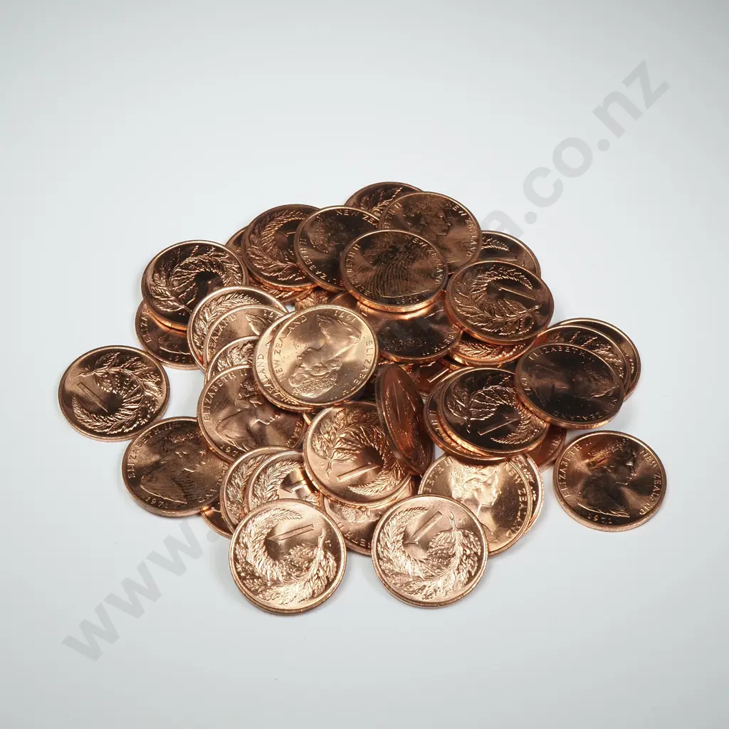 50 X 1971 BRILLIANT UNCIRCULATED 1 CENT COINS Fifty 1971 brilliant uncirculated one cent coins, being the circulation type ( 7 in the date having a serif or downward stroke ). The coins found in uncirculated and proof sets have a normal 7. C.C.V. $500. Please be aware that although these are directly from the mint there may be the odd spot or blemish. Image 1++